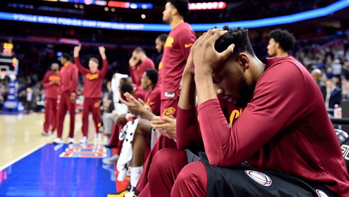 Cavaliers Need Major Changes After Falling Behind 2-0 to Pistons