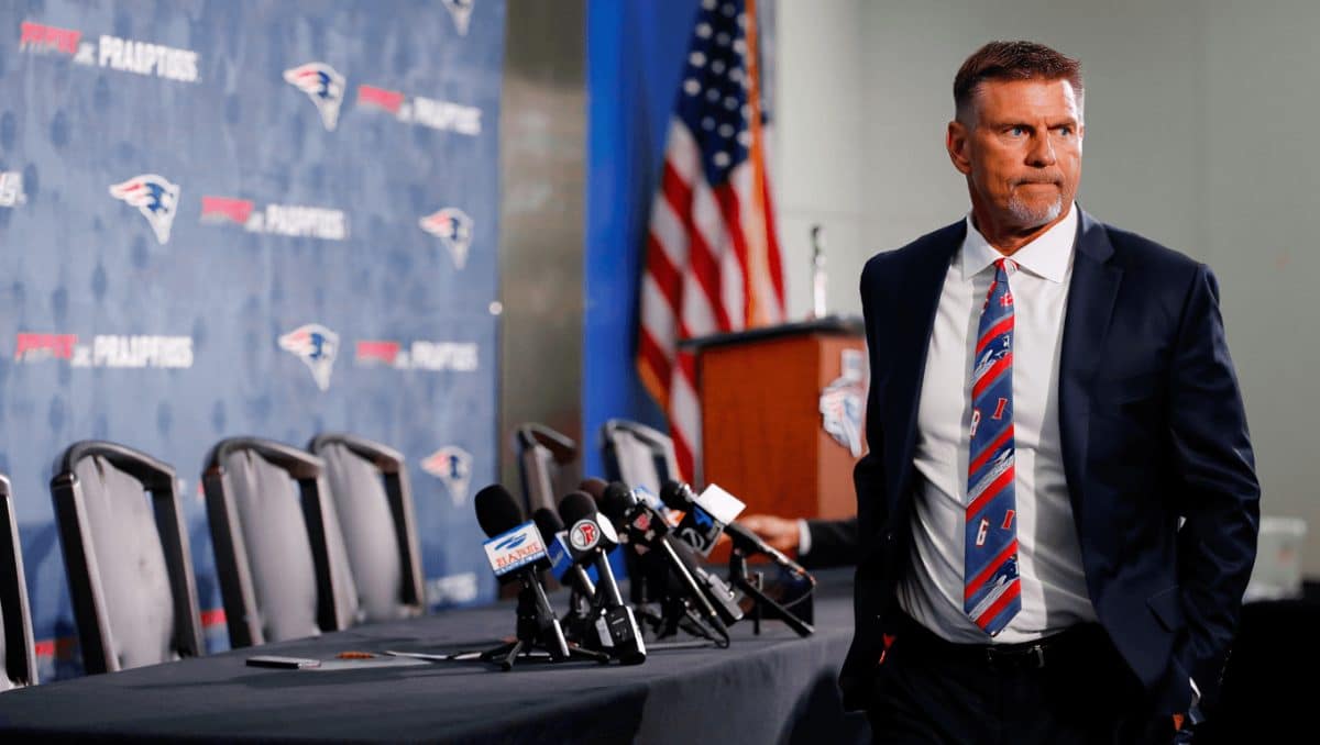 Mike Vrabel Skipping Patriots Press Conference Amid Offseason Controversy