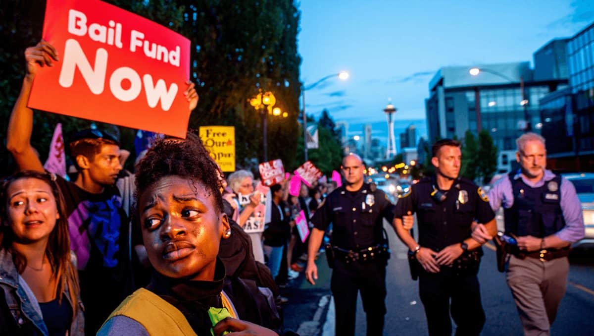 Seattle drug epidemic expands as activist groups bail out alleged criminals