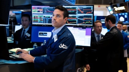 Slumping AI stocks and rising oil prices halt Wall Street’s record-breaking run